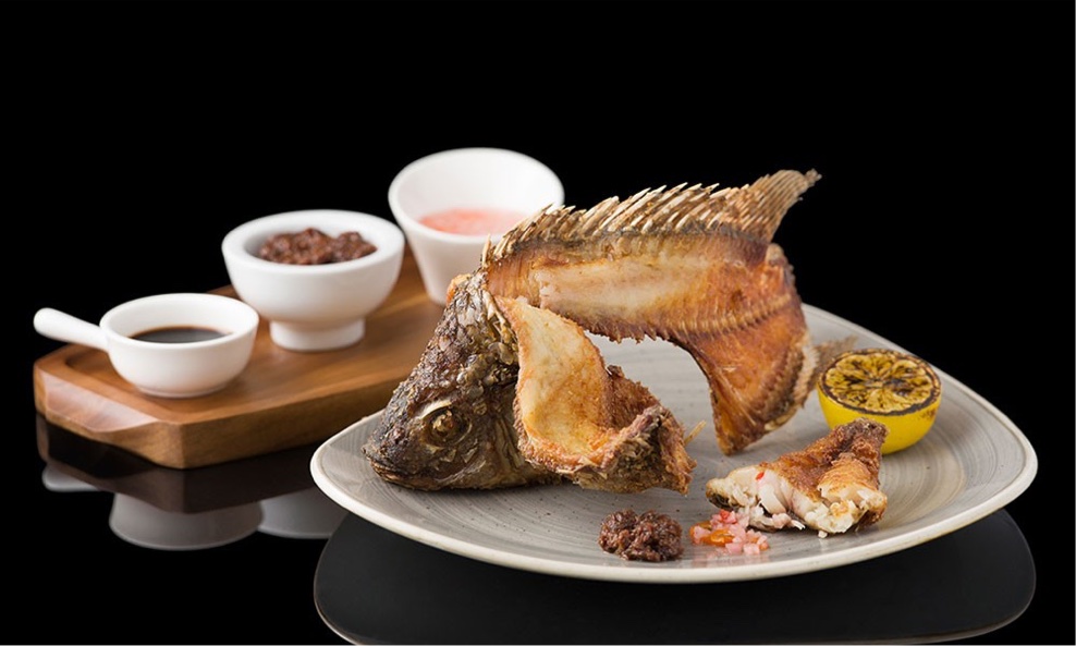 romulo-cafe-london-1-main-original